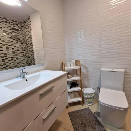 2 Bedrooms With Ocean View Apartment